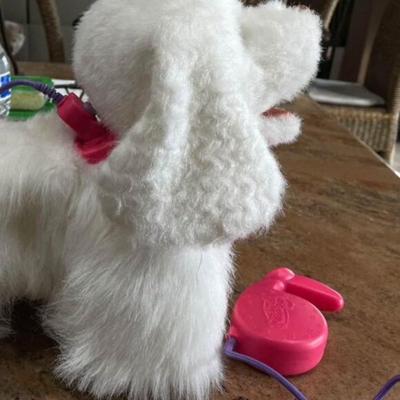 Furreal Friends GoGo My Walking Puppy White Plush Dog Leash Control Animated Pup - Picture 4 of 4